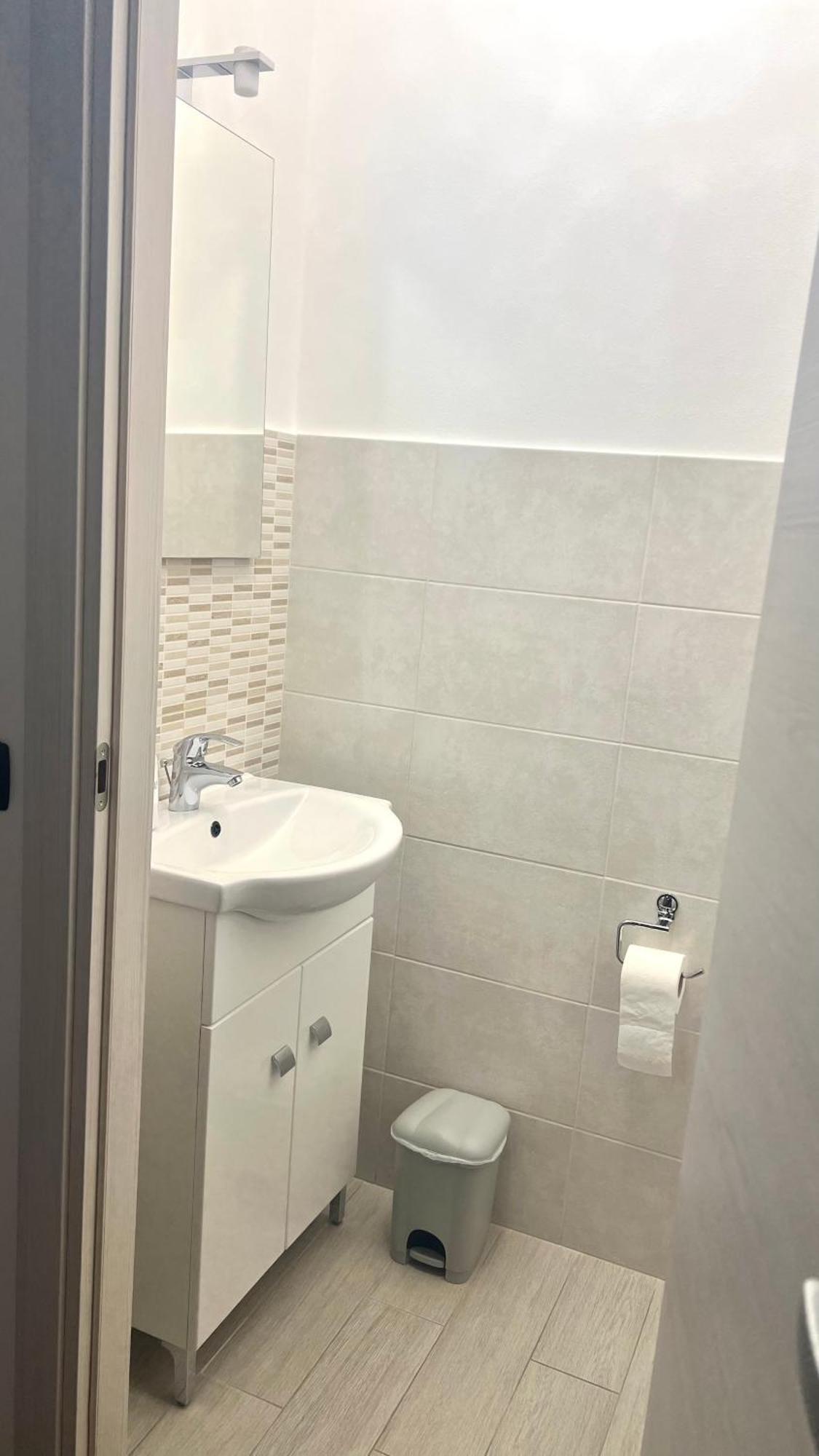 Juliet N - Rental Rooms Верона Экстерьер фото